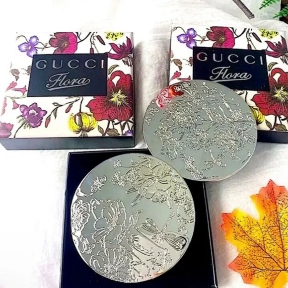 GUCCI Flora Double Magnifying Compact Mirror - New in Box